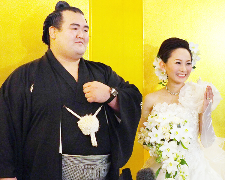 琴奨菊関結婚式　ユーチャリスブーケ